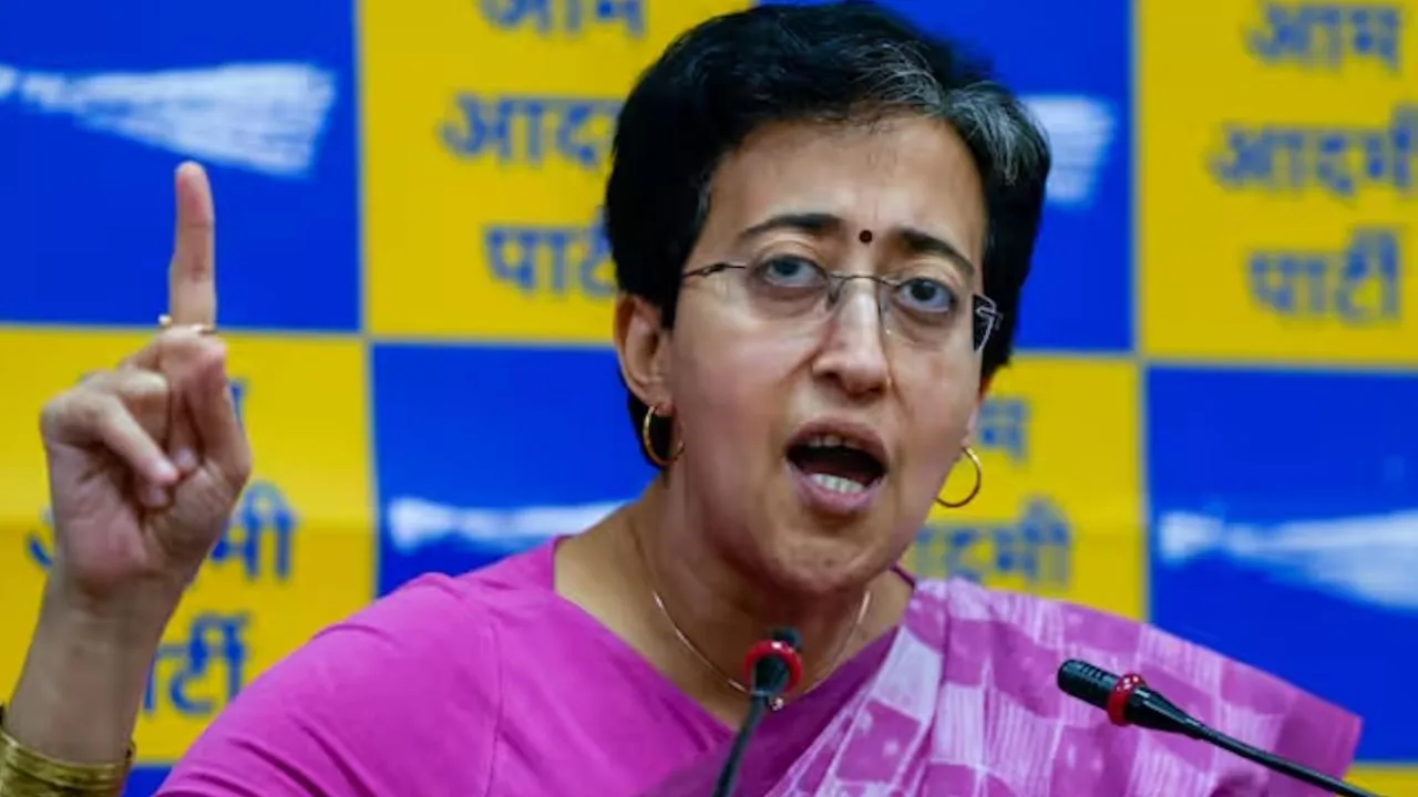  'देश में बेरोज़गारी अपने चरम पर', PM मोदी ने लोगों को जुमले देने के अलावा और कुछ नहीं दिया- आतिशी