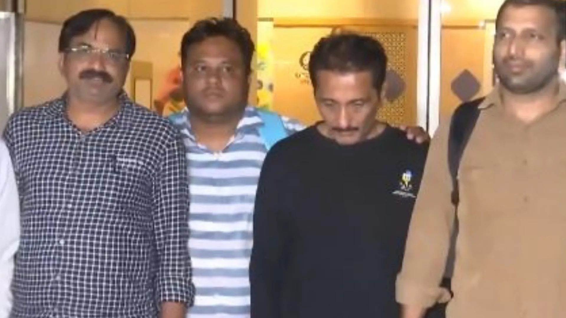 घाटकोपर में होर्डिंग गिरने से हुए हादसे के आरोपी को लाया गया मुंबई, अदालत में किया जाएगा पेश 