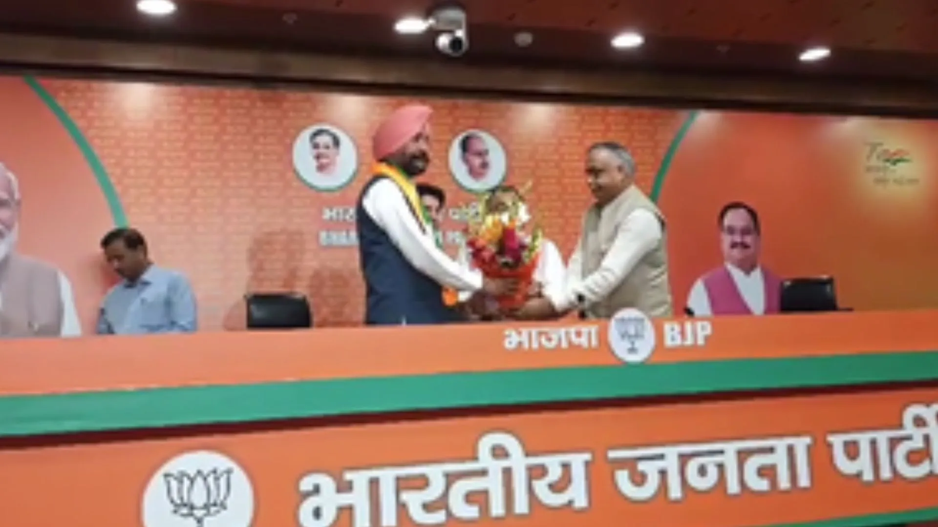 पंजाब में AAP को लगा बड़ा झटका, भाजपा में शामिल हुए पूर्व आप नेता जगबीर सिंह बराड़ 