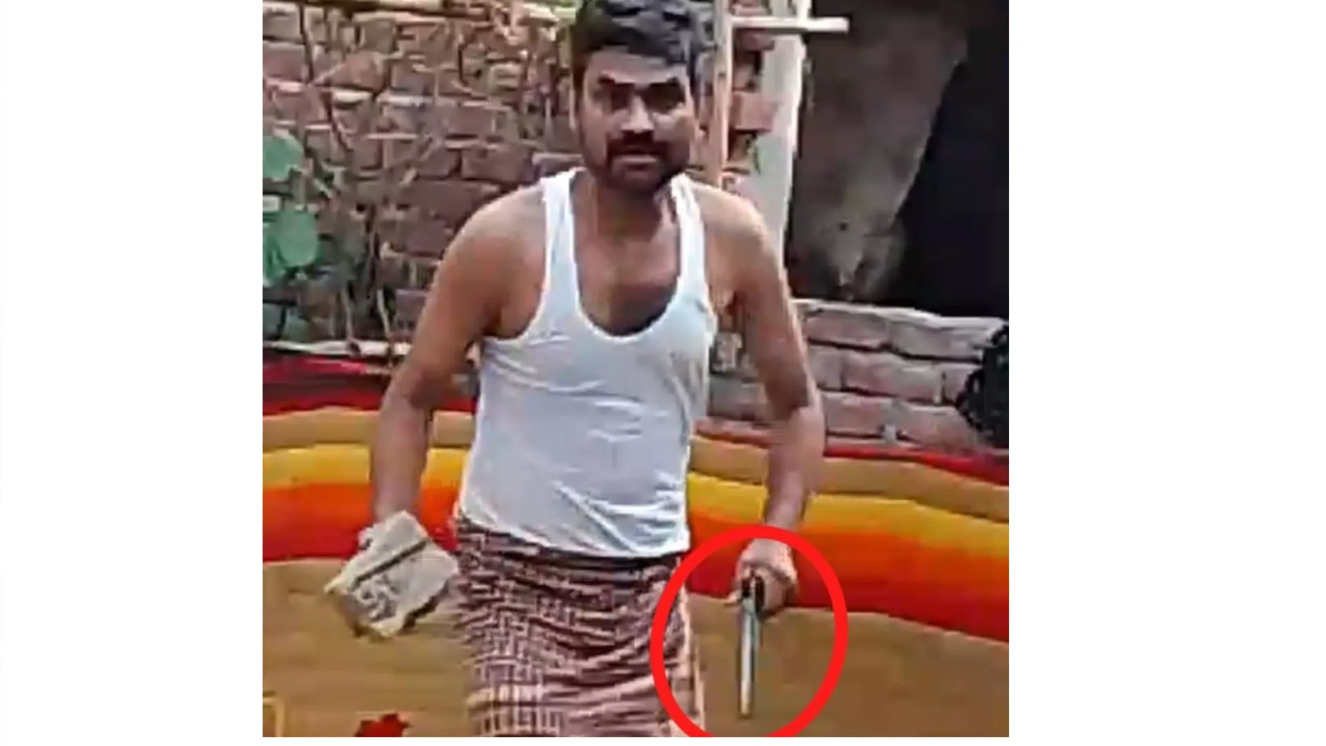 लखीमपुर खीरी: बाछेपारा में दो पक्षों के बीच जमकर मारपीट-पथराव में सात घायल, फायरिंग   