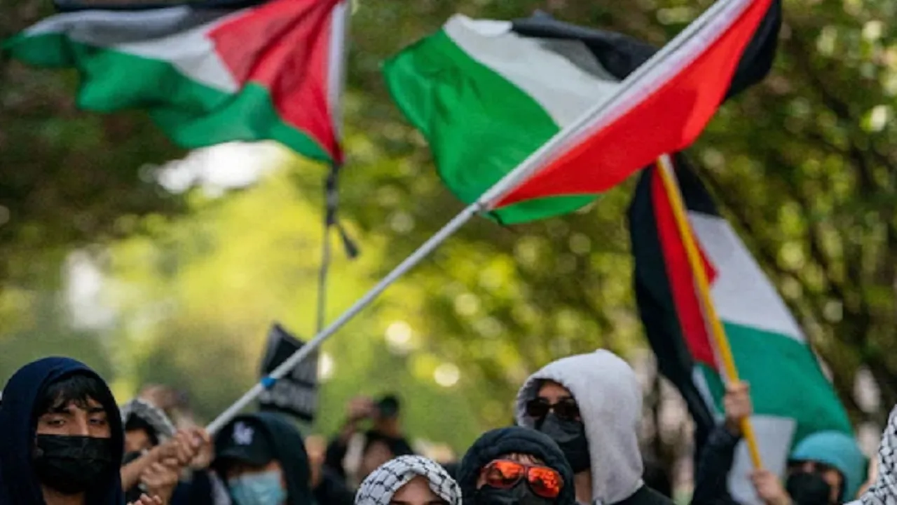 अमेरिका : कॉलेज परिसरों में फिलिस्तीन समर्थकों का प्रदर्शन, 2100 से अधिक लोग गिरफ्तार 