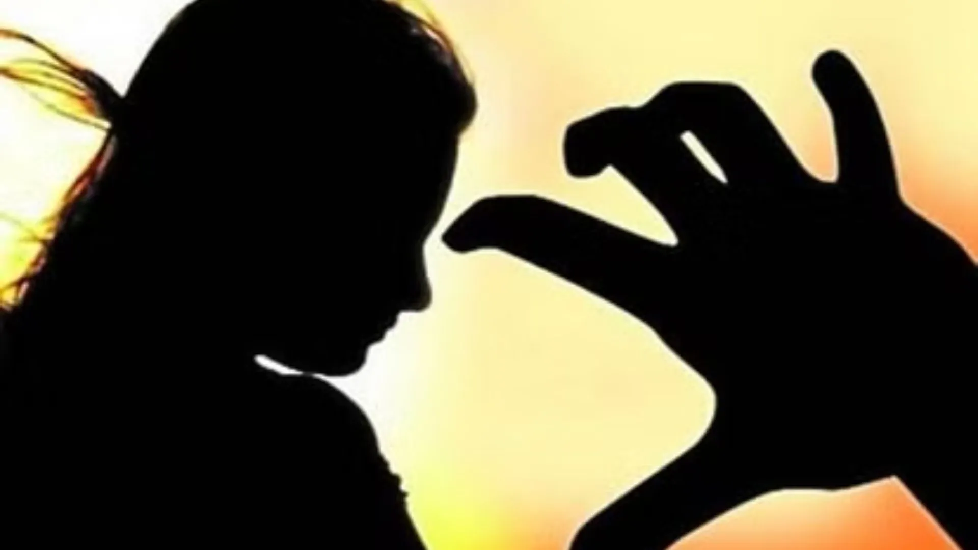 बरेली: शोहदे के डर से छात्रा ने स्कूल जाना छोड़ा, घर आकर पिता से की मारपीट...रिपोर्ट दर्ज