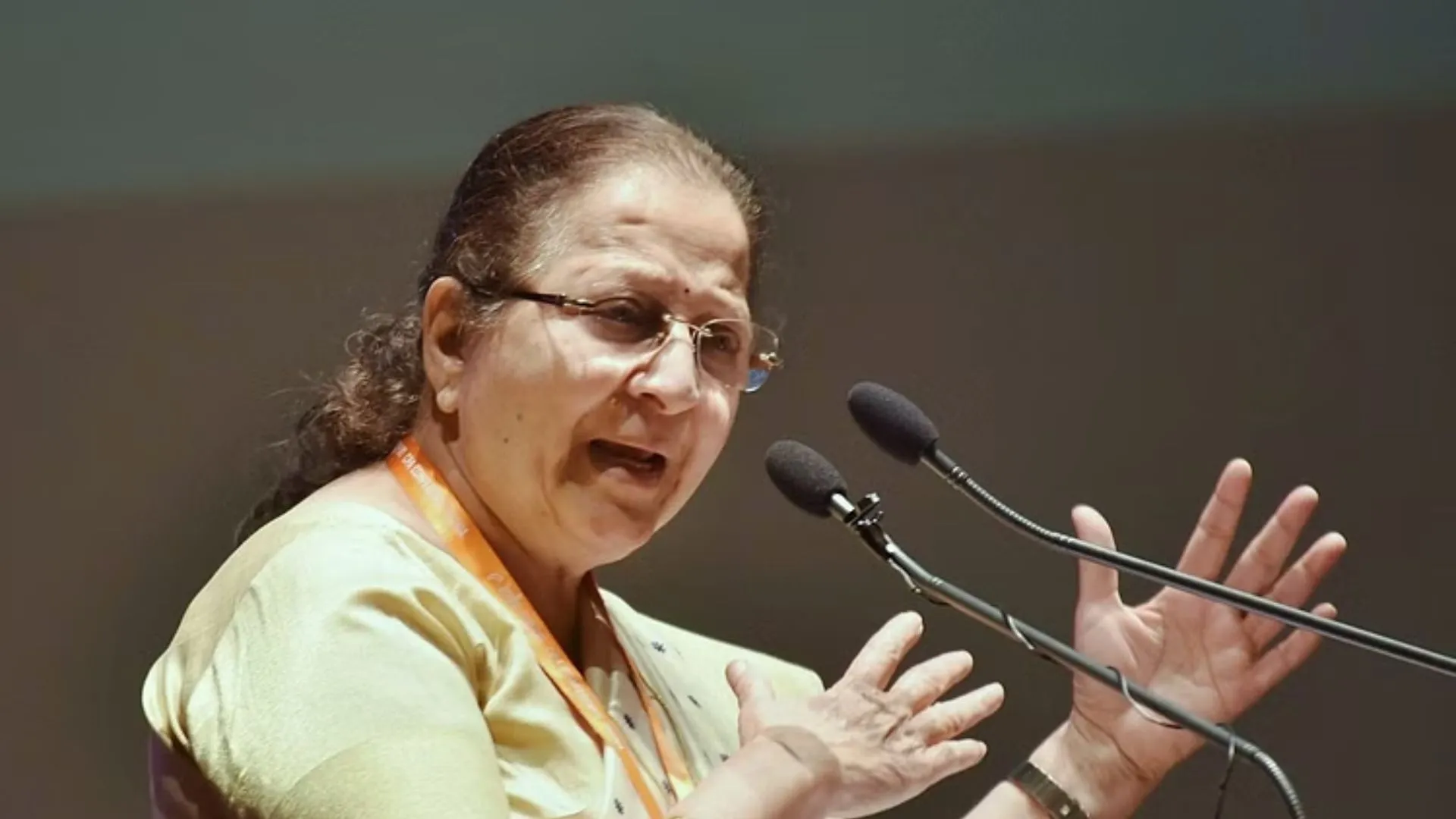 इंदौर के चुनावी घटनाक्रम पर 