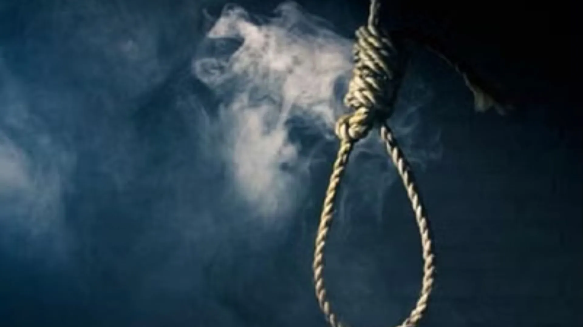 संभल: पत्नी से अनबन होने पर फंदे पर झूला युवक, मौत 
