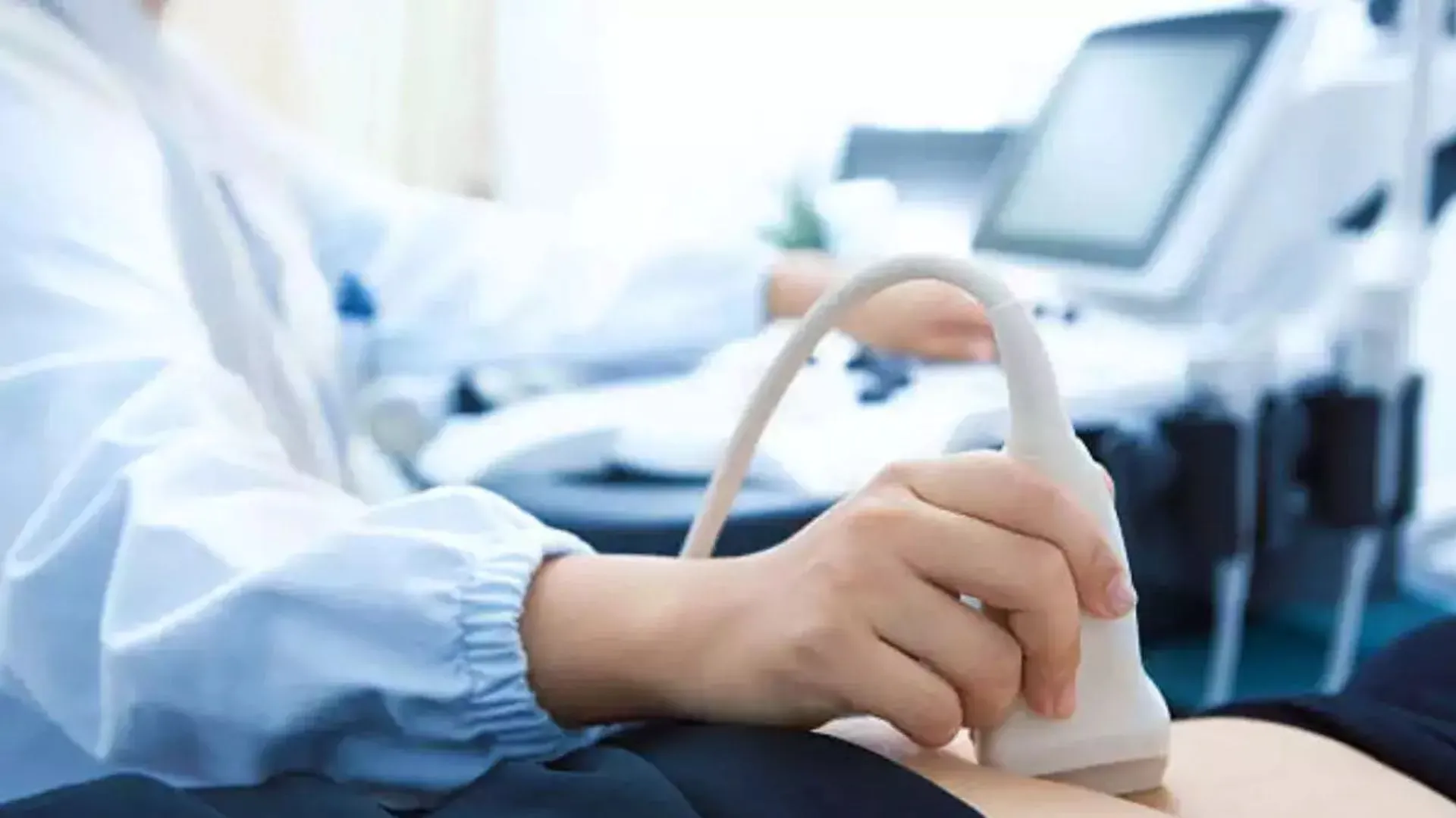 बरेली: सिरौली में अवैध अल्ट्रासाउंड सेंटर किया सील, वीडियो हुआ था वायरल