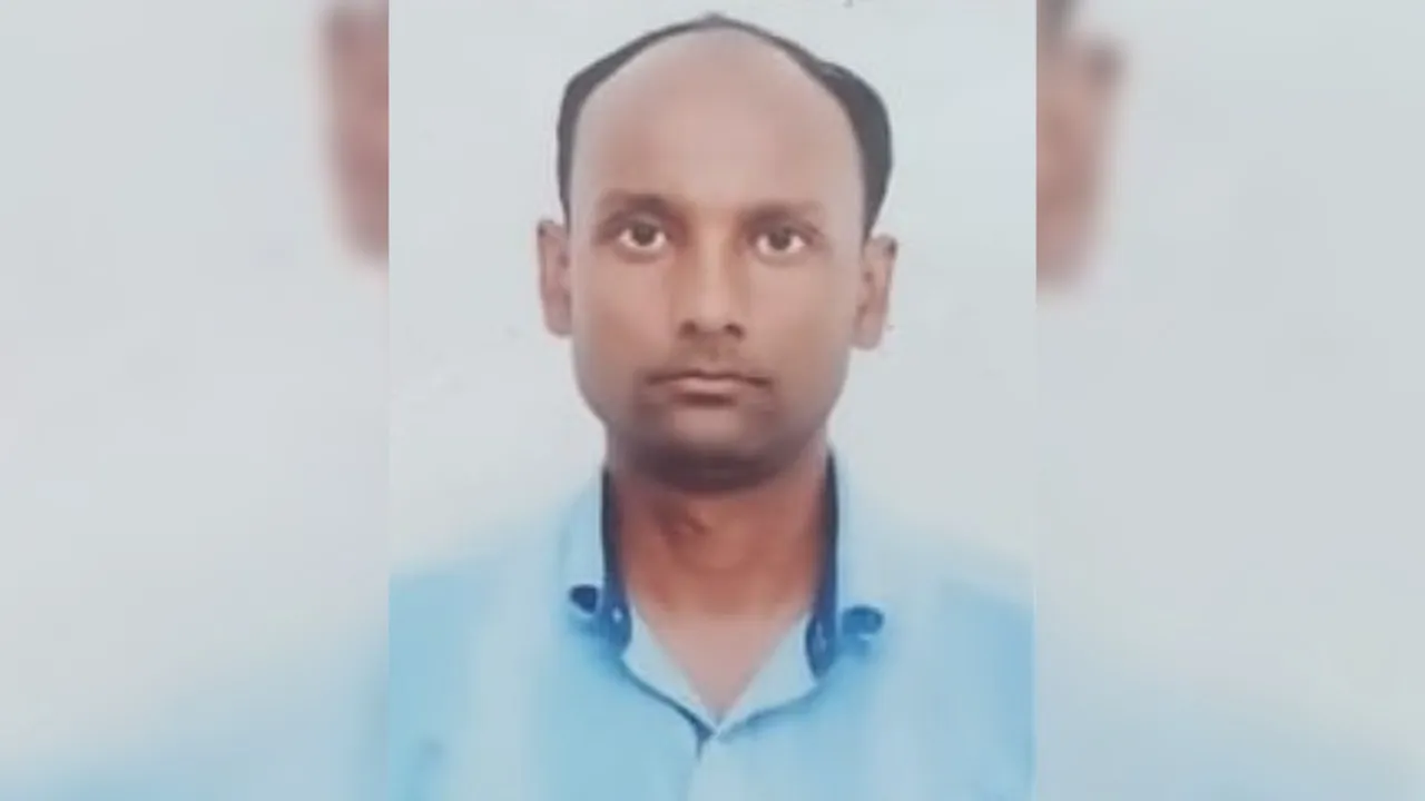 Kanpur: नवनिर्मित मकान में रह रहे युवक का शव पड़ा मिला...पत्नी बेटी संग गई थी मायके, परिजनों ने जताई हत्या की आशंका