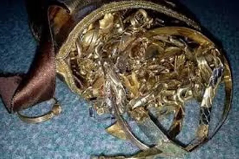 गरमपानी: साढ़े चार लाख रुपये के जेवरों से भरा बैग पुलिस ने खोजा 