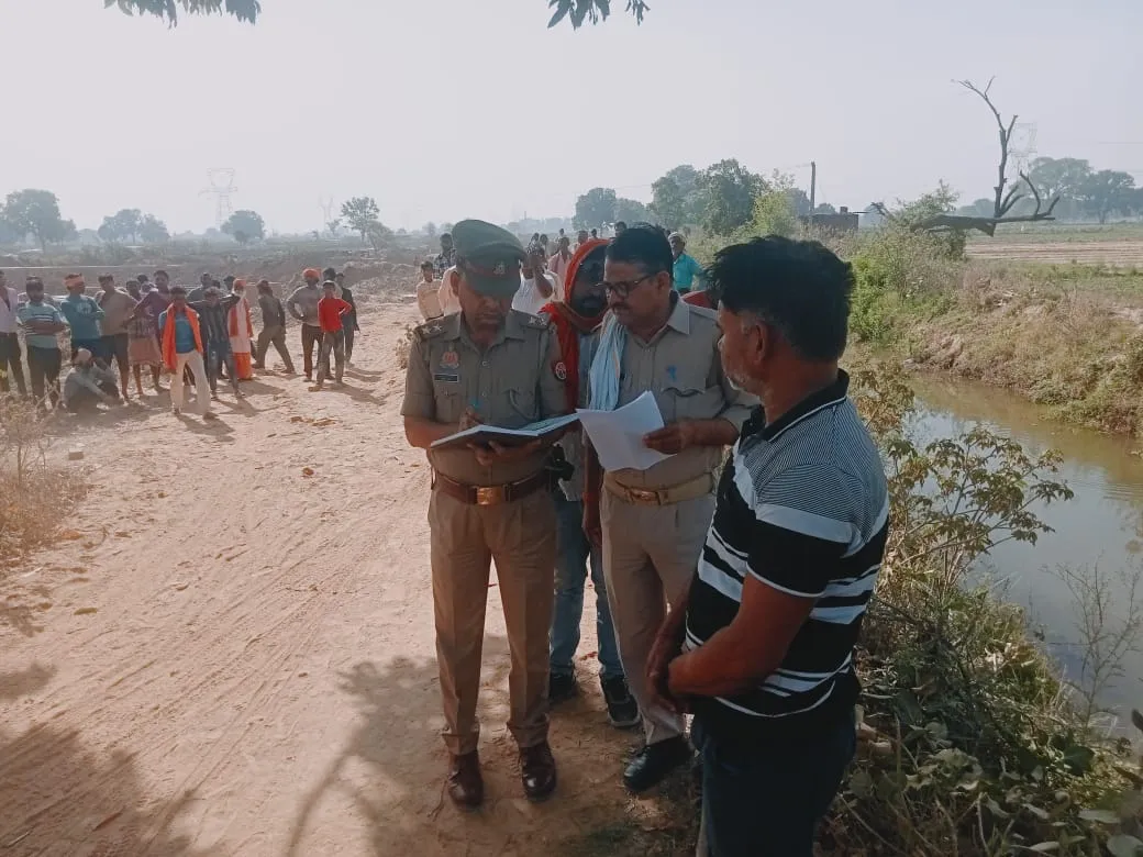 Auraiya: बीमारी से परेशान श्रमिक ने फांसी लगाकर की खुदकुशी, परिजनों में मचा कोहराम