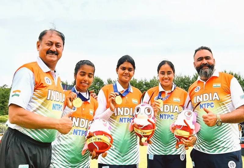 Archery World Cup : भारतीय महिला कंपाउंड टीम ने स्वर्ण जीता, मिश्रित टीम को रजत