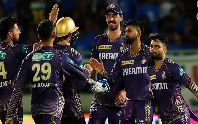 IPL 2024 : केकेआर की नजरें ईडन गार्डन्स से प्लेऑफ का टिकट कटाने पर, प्रतिष्ठा के लिए खेलेगी मुंबई 