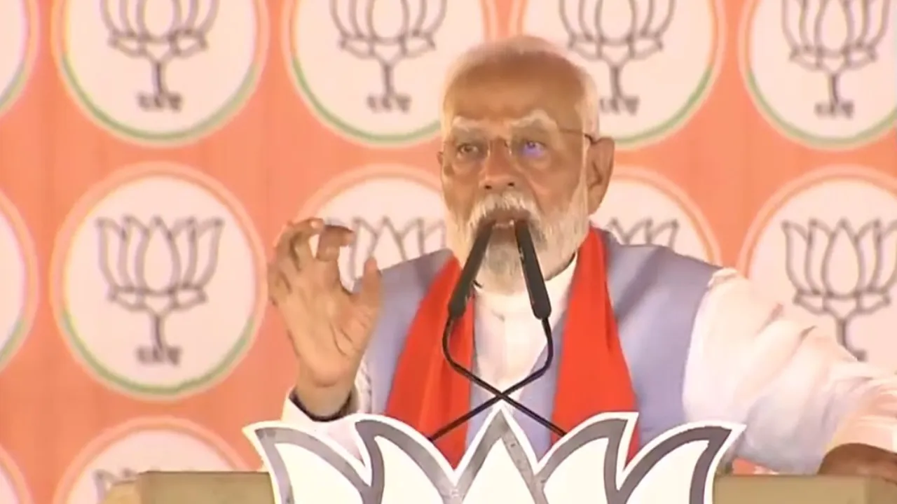 बाराबंकी में प्रधानमंत्री मोदी की हुंकार, सपा और कांग्रेस पर लगाया हिंदू-मुसलमान करने का आरोप, वोट जेहाद के नाम पर राहुल-अखिलेश को घेरा