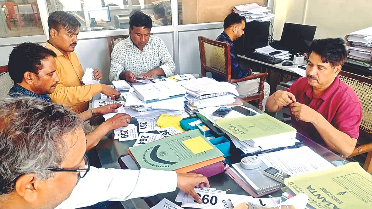 Kanpur News: चार जून को होगी मतगणना...टेबल पर ही रहेंगे एजेंट, प्रत्याशी घूम सकेंगे, बनने लगे पास