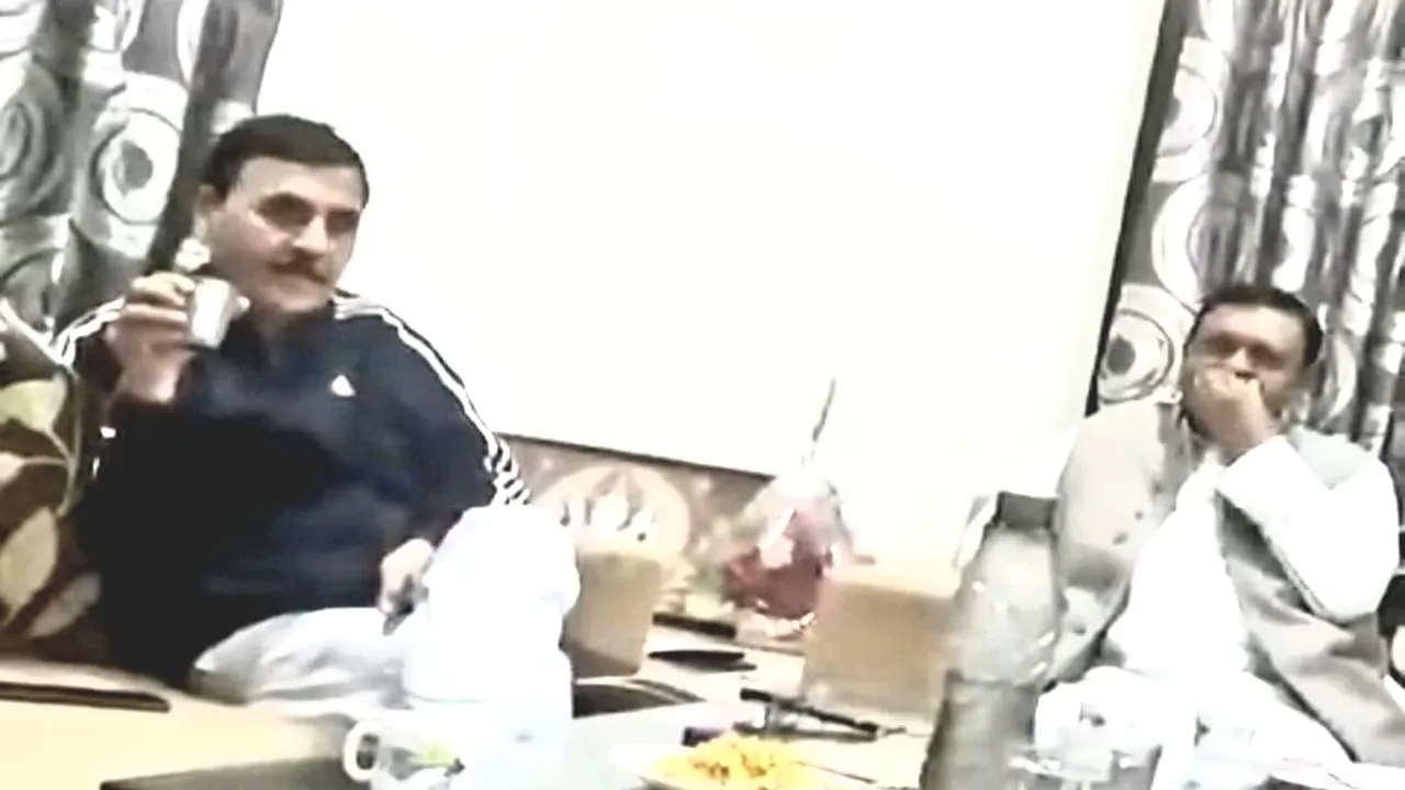 Video: 25 करोड़ दे दो, करवा देंगे कब्जा, कौशाम्बी प्रत्याशी का वीडियो हुआ वायरल
