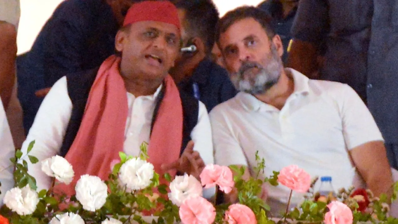 कानपुर और कन्नौज में जनसभा, राहुल गांधी ने कहा- हम यूपी की 50 सीटें जीतने जा रहे हैं, अखिलेश बोले-सरकार बनी तो अग्निवीर भर्ती परीक्षा होगी खत्म