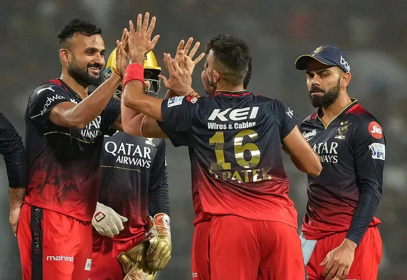 IPL 2024 : फॉर्म में चल रही आरसीबी के लिए ऋषभ पंत के बिना उतर रही दिल्ली कैपिटल्स के खिलाफ ‘करो या मरो’ का मुकाबला 