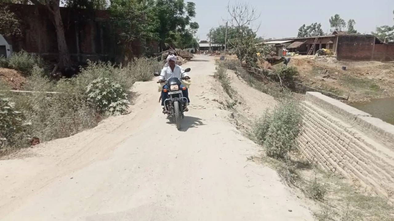 Lok Sabha Chunav 2024: सरकार चाहे कउनिव होये कटरी वालेन का भला कोऊ नहीं करत है…. 