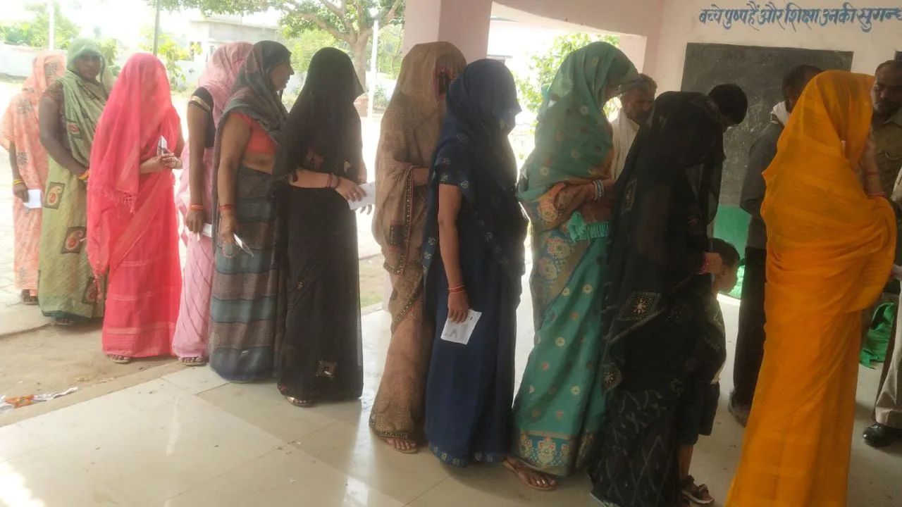 UP Lok Sabha Phase 5 Election Hamirpur News