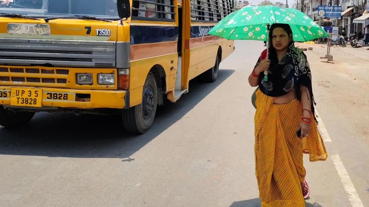 Unnao Weather: झुलसाने वाली गर्मी से आम जनमानस बेहाल...दोपहर में ही सूर्य हुआ तल्ख, लू से बचाव के लिए ये बरतें सावधानी