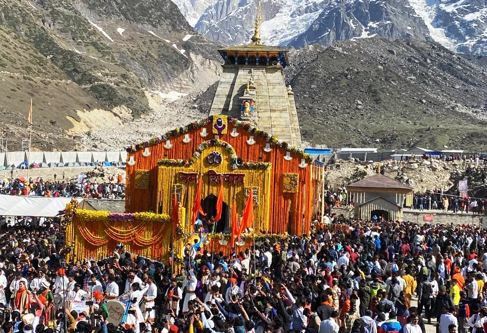 देहरादून: केदारनाथ, गंगोत्री व यमुनोत्री धाम के कपाट खुले... चारधाम यात्रा शुरू