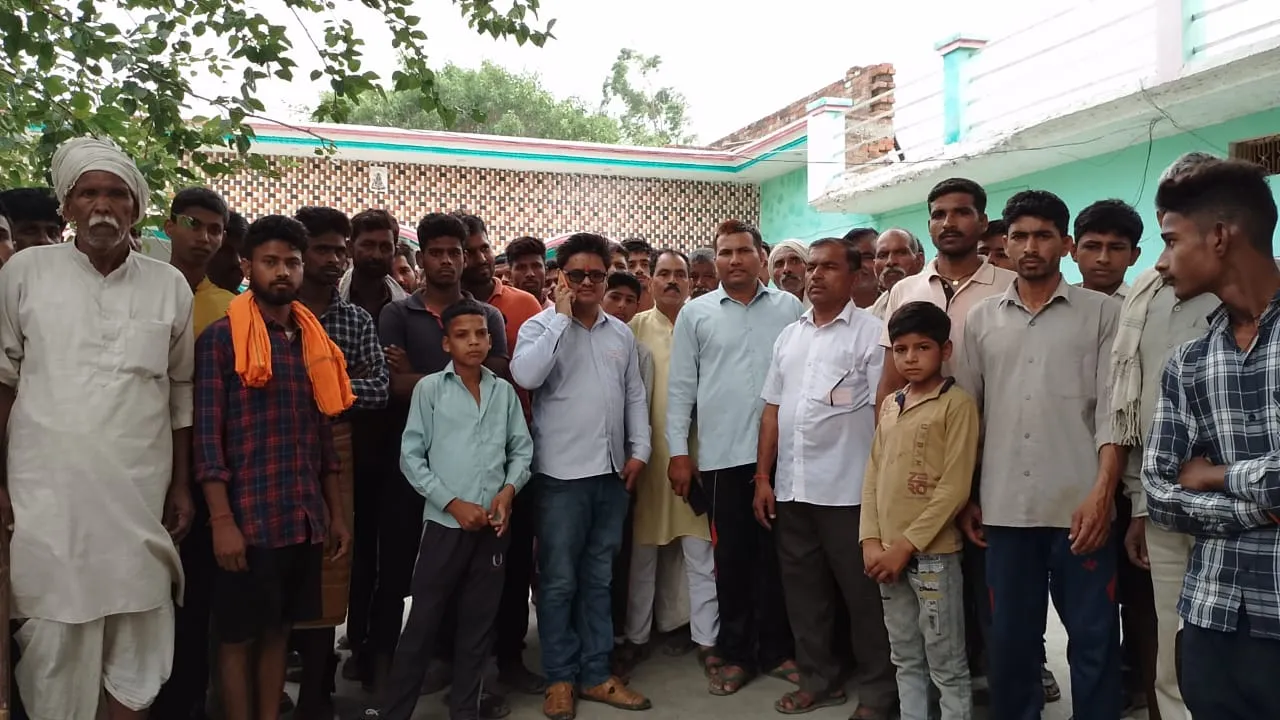 शाहजहांपुर: कटरा विधानसभा के दो गांव में भी मतदान बहिष्कार, ग्रामीणों ने सुबह 10 बजे तक नहीं डाले वोट