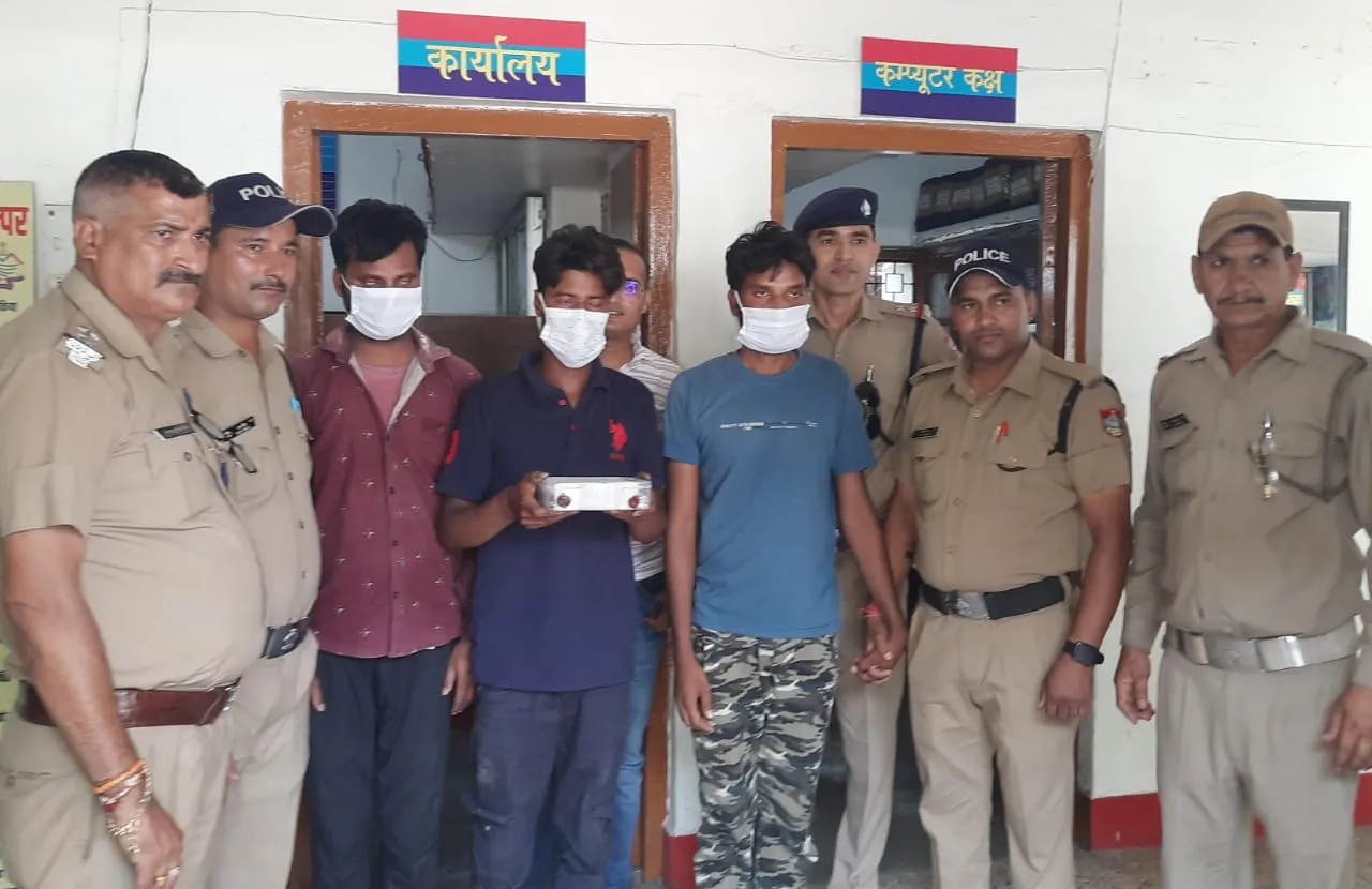 हल्द्वानी: रामपुर के टप्पेबाज हल्द्वानी में काट रहे थे मुसाफिरों के बैग, तीन गिरफ्तार