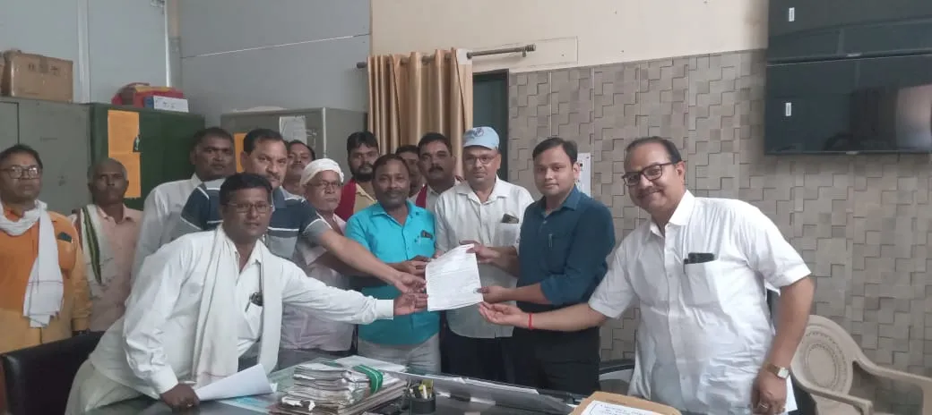 कासगंज: फर्जीवाड़े में उलझ गई राशन वितरण प्रणाली, असमंजस में विक्रेता