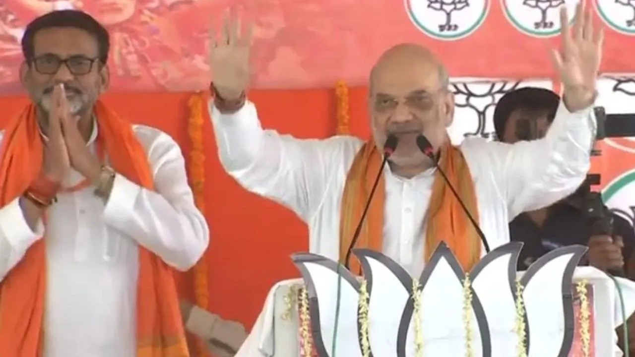 बांदा में गृहमंत्री अमित शाह बोले- देश चलाने के लिए 56 इंच के सीने वाला प्रधानमंत्री चाहिए...वो मोदी के अलावा कोई और नहीं