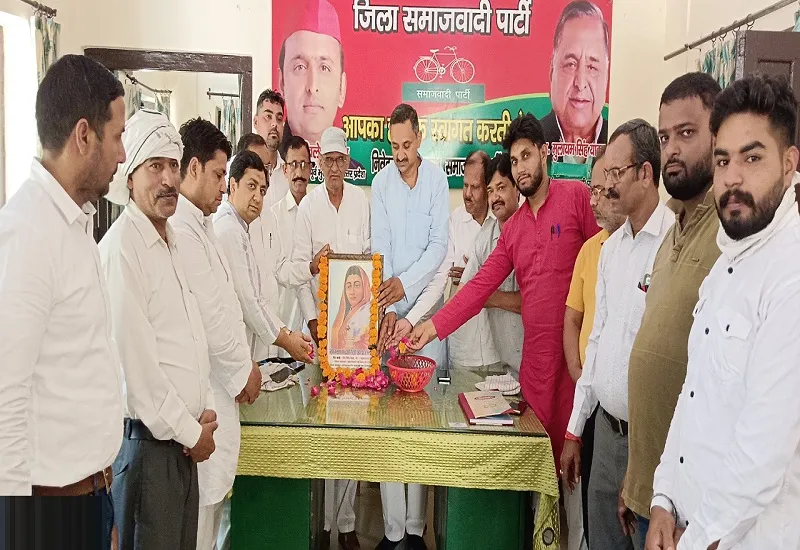 मुरादाबाद : प्रेम, समर्पण व करुणा की मूर्ति थीं वीरांगना रानी अहिल्याबाई होलकर