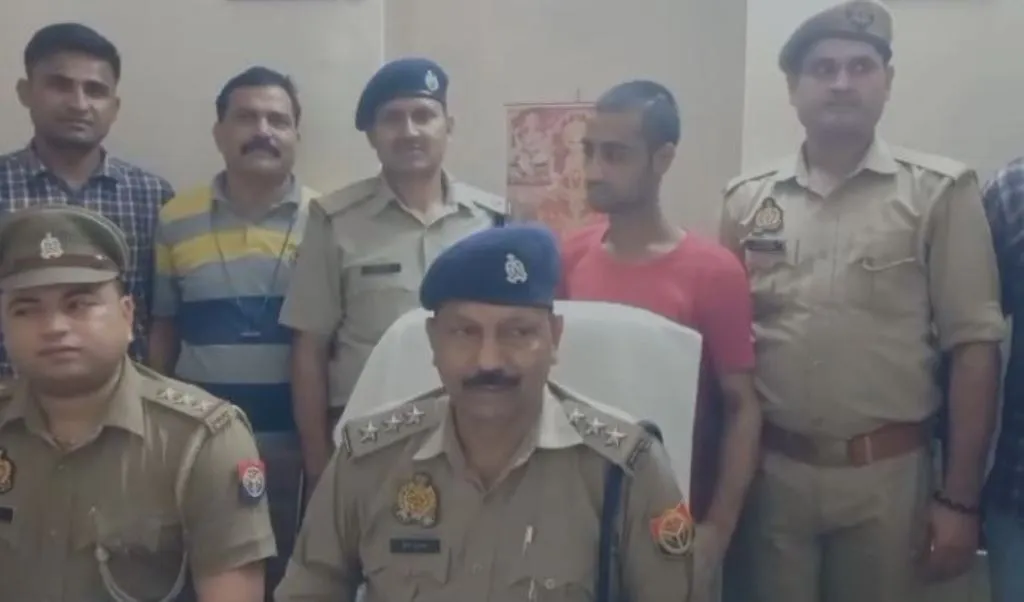 मुरादाबाद: राप्ती गंगा ट्रेन में हुई चोरी का खुलासा, एक शातिर चोर गिरफ्तार