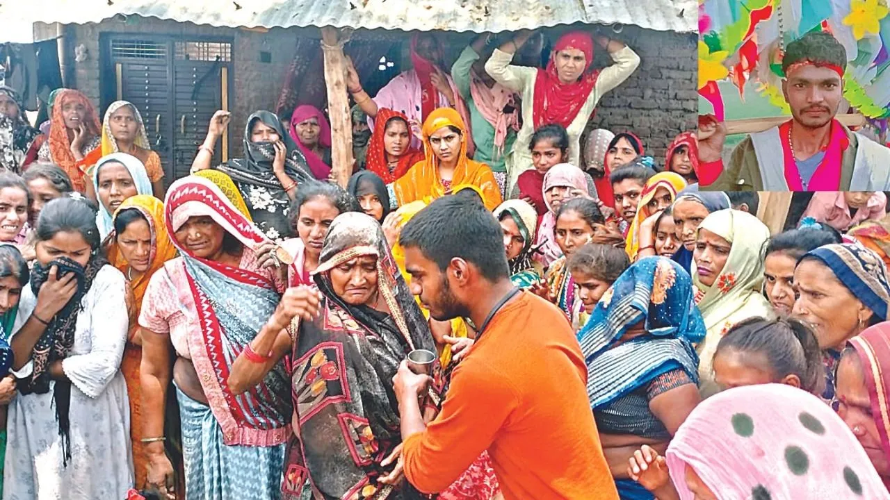 Kannauj: मजाक-मजाक में चढ़ा दिया ट्रैक्टर, बाइक सवार की मौत...परिजनों ने पीट-पीटकर हत्या करने का लगाया आरोप