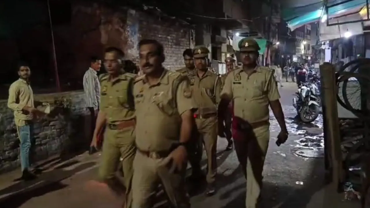 Kanpur: दलेलपुरवा में युवक को सरेआम मारी गोली, हालत गंभीर, हैलट में भर्ती, आरोपियों की तलाश शुरू