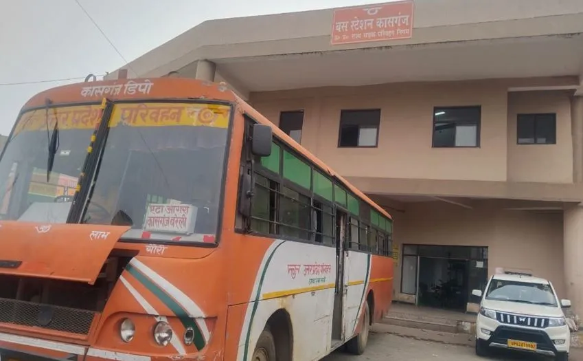 भीषण गर्मी से कासगंज डिपो की आय में आई भारी कमी, यात्री न मिलने की वजह से खाली दौड़ रहीं बसें 