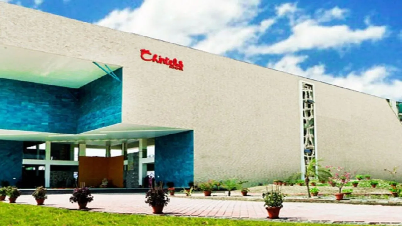 कानपुर के दस स्कूलों को ईमेल के माध्यम से बम से उड़ाने की मिली धमकी...सर्विलांस और क्राइम ब्रांच की टीमें छानबीन में जुटी