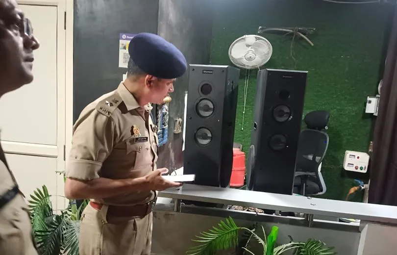 शाहजहांपुर: पिज्जा हब के बाथरुम में नर्स का मिला शव, गला दबाकर हत्या की आशंका