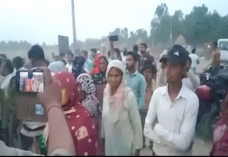 मुरादाबाद : गांव बथुआखेड़ा में किसानों का बवाल, एसडीएम-सीओ से भी धक्का-मुक्की...जानिए पूरा मामला