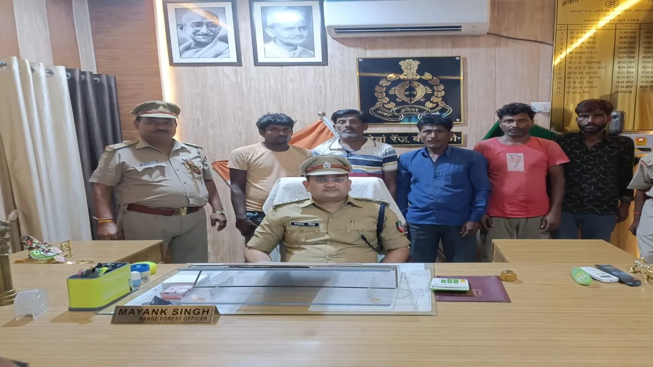 बाराबंकी : प्रतिबंधित कछुआ का शिकार करते आधा दर्जन तस्कर गिरफ्तार 