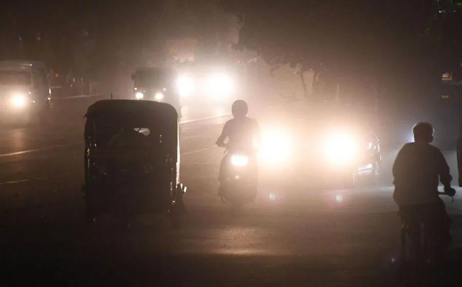 दिल्ली में देर रात तूफान ने मचाही तबाही...दो लोगों की मौत, 23 घायल 