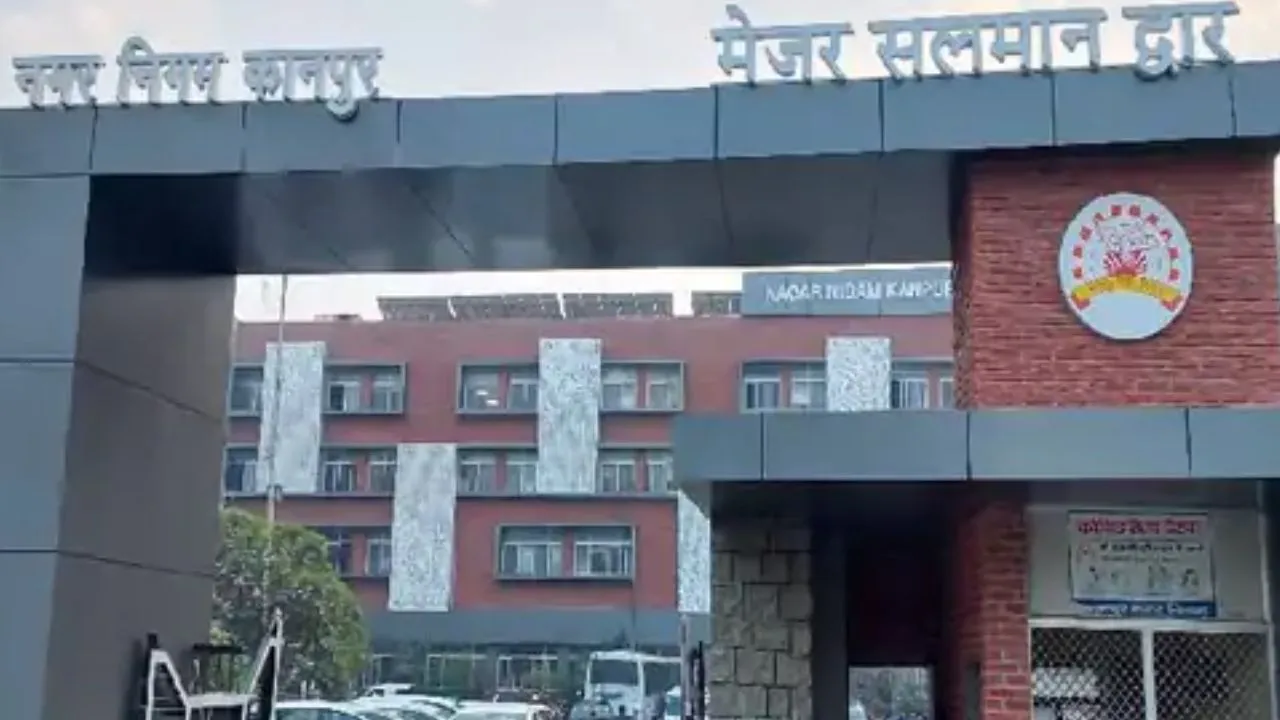 Kanpur: जन्म प्रमाण पत्र चाहिए तो तीन महीने बाद आना...एक ही जोन पर पड़ा सारा बोझ, इतने हजार सर्टिफिकेट NOC में फंसे...