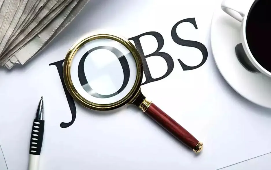 Jobs 2024: यूपी में इन पदों पर निकली बंपर वैकेंसी, ऐसे करें अप्लाई 