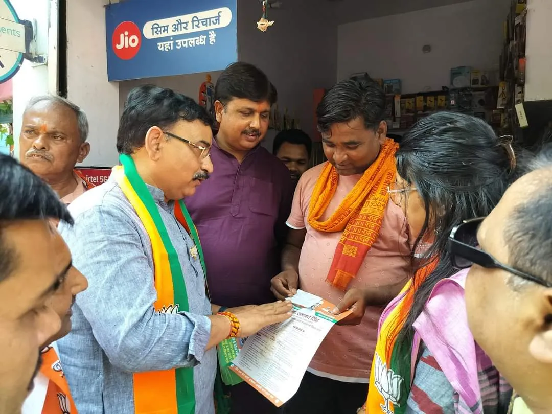 लखनऊ की सड़कों को मिली है रफ्तार,26 फ्लाईओवर की सौगात,54 हजार करोड़ का विकास कार्य:आनंद द्विवेदी 