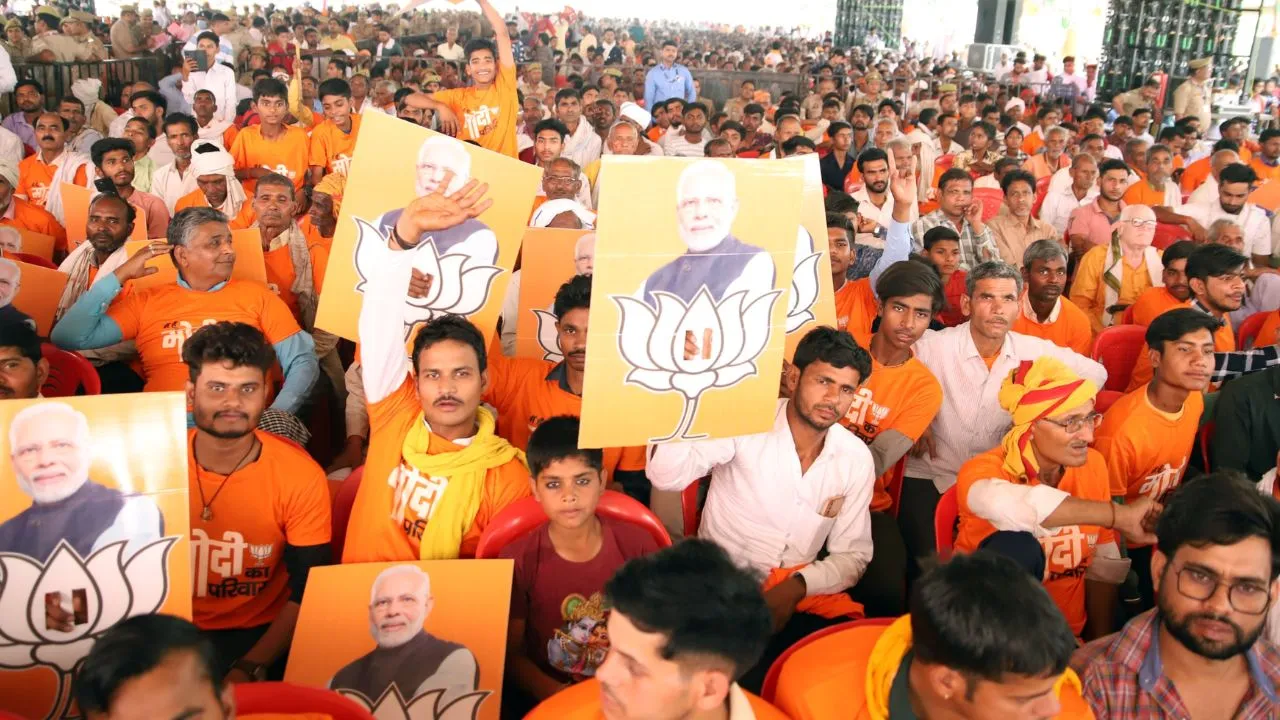 भीड़ मोदी