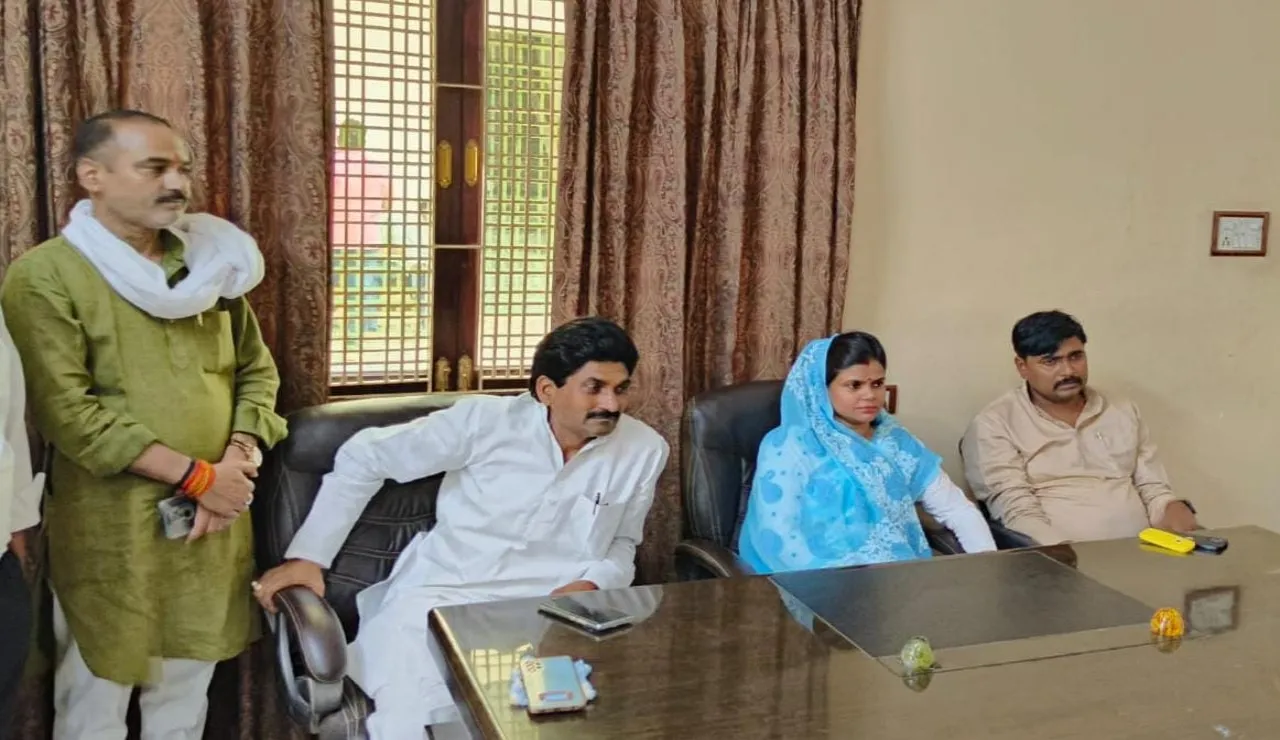 प्रतापगढ़ : पिछड़ों के वोटों का सौदा करती हैं अनुप्रिया : माधुरी पटेल