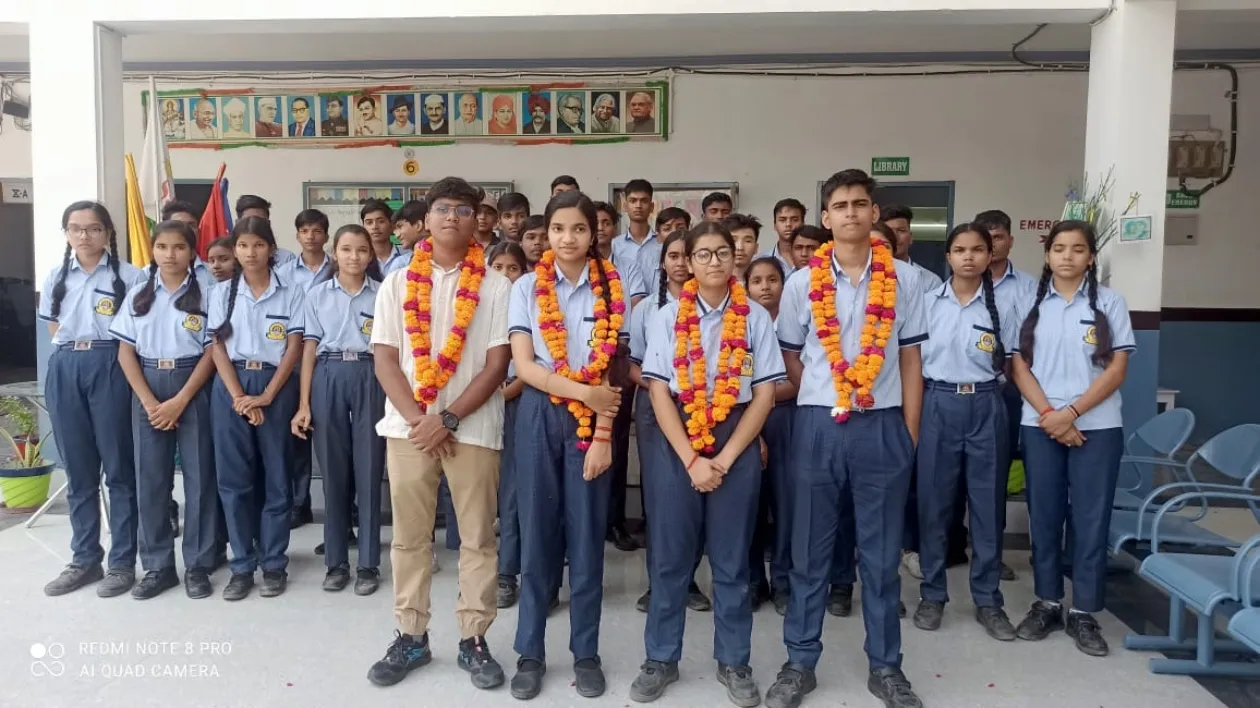 आईसीएसई रिजल्ट : हाईस्कूल में आयुष तो इंटरमीडिएट में अविश्का टॉपर