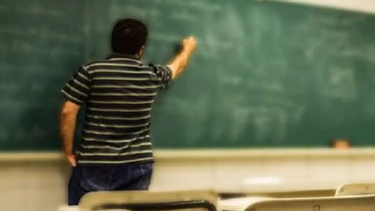 Kanpur: फर्जी शिक्षक भर्ती मामले में पुलिस ने तेज की कार्रवाई, आरोपियों की गिरफ्तारी के बाद पता चलेगा कौन है मास्टरमाइंड