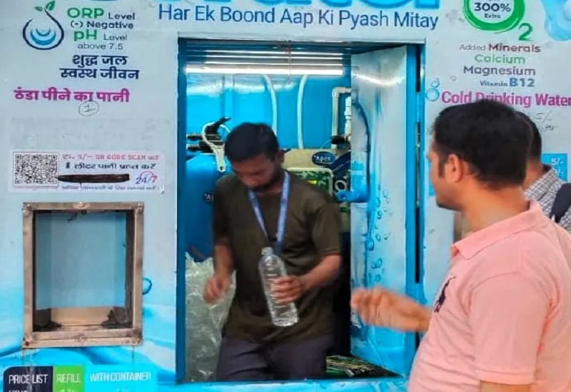 मुरादाबाद : बढ़ती गर्मी में यात्रियों को नहीं होगी पानी की किल्लत, उपलब्ध कराया जा रहा शीतल पेयजल