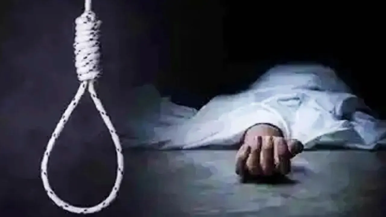 बदायूं: घर में हुआ कलेश तो फंदे पर झूल गई परेशान महिला, पुलिस ने पोस्टमार्टम को भेजा शव