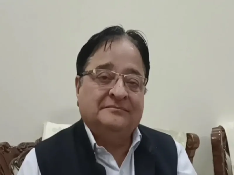 मुरादाबाद : जब सरकारें फैसला करने लगे तो अदालतों की जरूरत नहीं...सपा सांसद डॉ. एसटी हसन का विवादित बयान