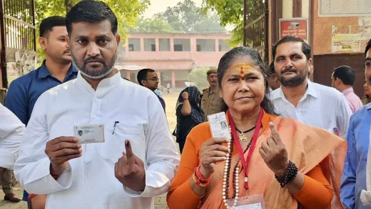Lok Sabha Election 2024: केंद्रीय मंत्री साध्वी निरंजन ज्योति ने किया मत का प्रयोग, बोलीं- भाजपा को मिलेगी 400 से ज्यादा सीटें...
