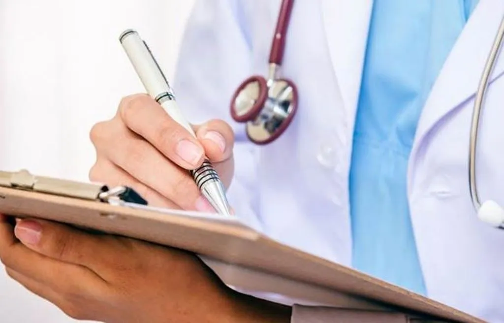 Bareilly News: सीएचओ पर काम का बोझ, चिकित्सकीय सेवाएं हो रहीं प्रभावित