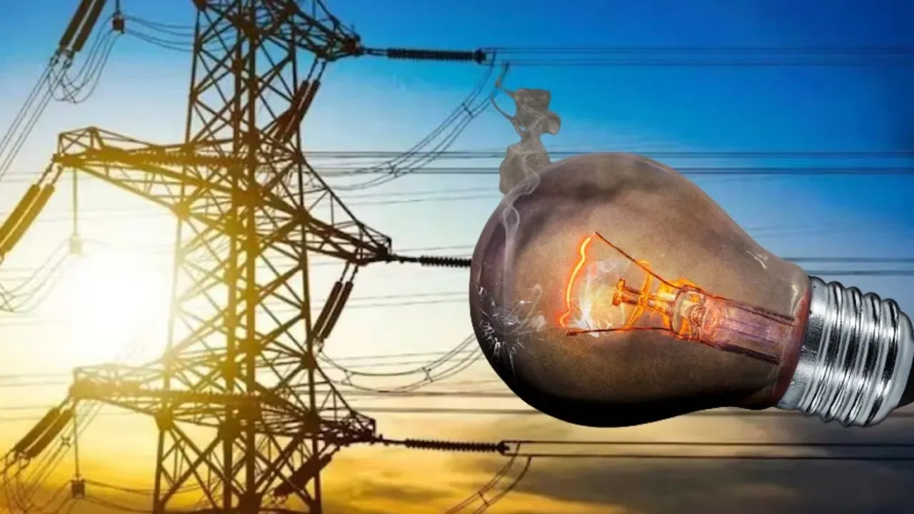 लखीमपुर खीरी: राजगढ़ में पूरी रात गुल रहा एक फेस, सुबह मिला सुकून